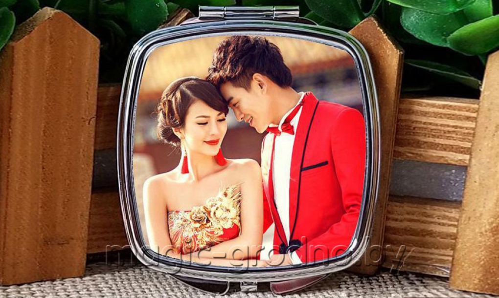 Фото на зеркальце в Гродно